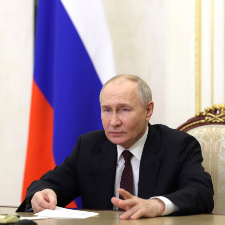 Владимир Путин подписал 28 федеральных законов