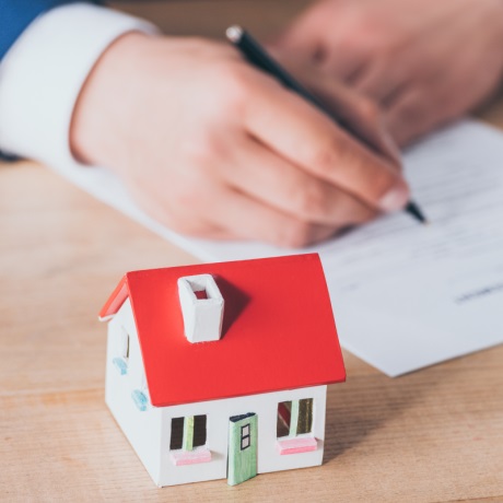 Приостановку госрегистрации прав на недвижимость можно будет обжаловать без суда